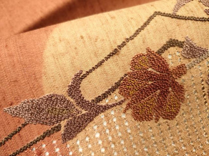 平和屋着物●中国三大刺繍　スワトウ刺繍　汕頭刺繍　相良刺繍　総刺繍　九寸名古屋帯　紬地　草花　正絹　逸品　DABD0303op