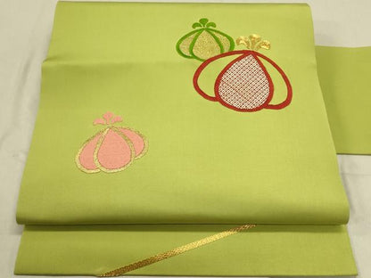 平和屋着物●塩瀬　九寸名古屋帯　駒刺繍　総刺繍　成り物　金糸　正絹　逸品　DABD0435op