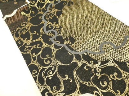 平和屋着物●六通柄袋帯　唐織　雪輪文　黒地　金糸　さが美扱い　正絹　逸品　未使用　DABD0457op