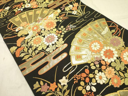 平和屋着物●西陣の名門　本家加納　六通柄袋帯　唐織　檜扇花文　黒地　金糸　正絹　逸品　未使用　DABD0458op