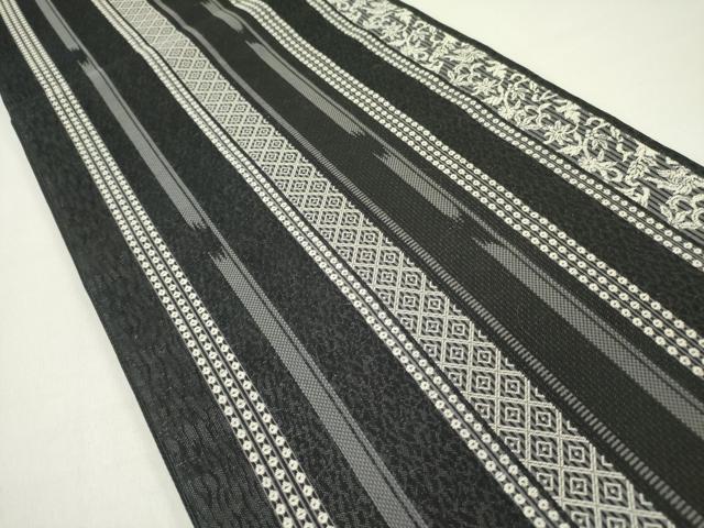 平和屋着物▽六通柄袋帯 スリーシーズン 春夏秋 花間道 黒地 正絹 逸品 DABD0567op