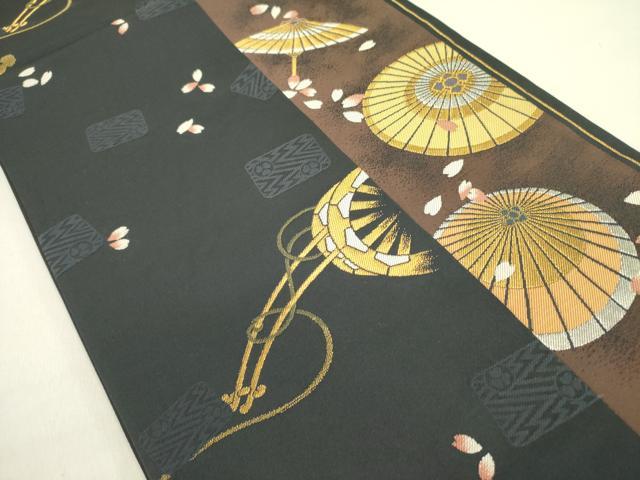 平和屋着物●六通柄袋帯　舞桜　番傘　金銀糸　正絹　逸品　DABD0865op