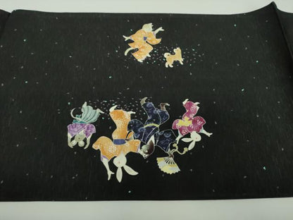 平和屋着物●全通柄　京袋帯　WAKKA　ワッカ　盆踊り　兎　鼠　犬　猫　狐　黒地　正絹　逸品　DABD1163ps