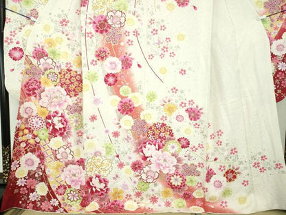 平和屋着物●豪華振袖　刺繍　舞蝶花文　暈し染め　金彩　銀通し地　正絹　逸品　DABD1201ps