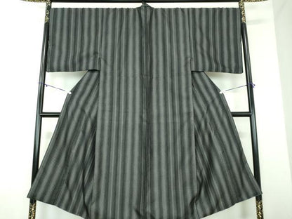 平和屋着物●男性　お召　キングサイズ　間道　黒地　正絹　逸品　DABD1215ps