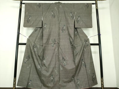 平和屋着物●本場大島紬　9マルキ　総絣　鳥獣器物文　正絹　逸品　DABD1217ps