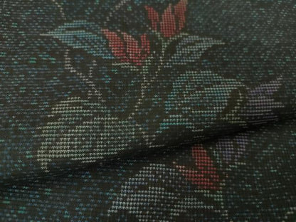 平和屋着物●本場大島紬　9マルキ　花唐草文　反端付き　正絹　逸品　未使用　DABD1258ps