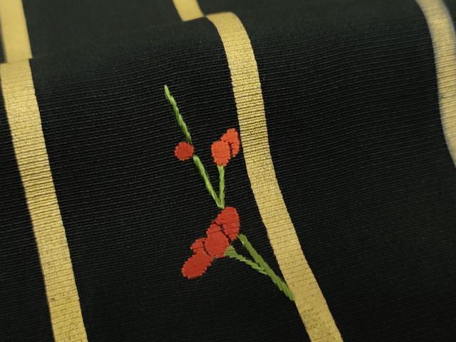 平和屋着物●訪問着　刺繍　草花文　間道　黒地　金彩　正絹　逸品　DABD1267ps