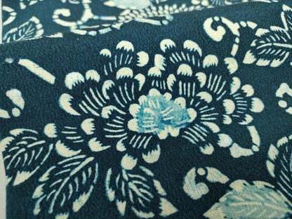 平和屋着物●九寸開き名古屋帯　本藍　型絵染　菊文　お召縮緬　正絹　逸品　DABD1268ps