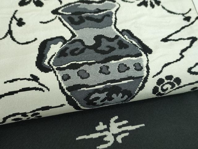 平和屋着物●六通柄袋帯　作家物　市松器物花文　黒地　正絹　逸品　DABD1356ps