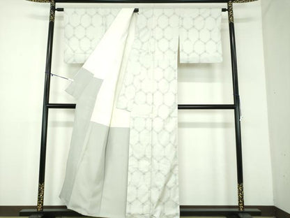 平和屋着物●本場大島紬　白大島　7マルキ　亀甲文様　正絹　逸品　DABD1415ps