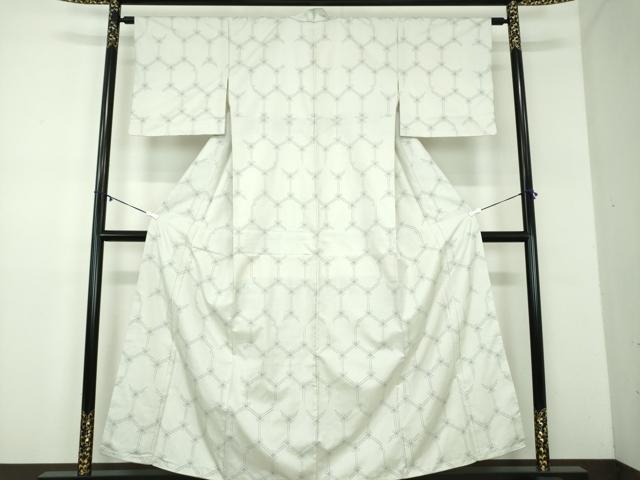 平和屋着物●本場大島紬　白大島　7マルキ　亀甲文様　正絹　逸品　DABD1415ps