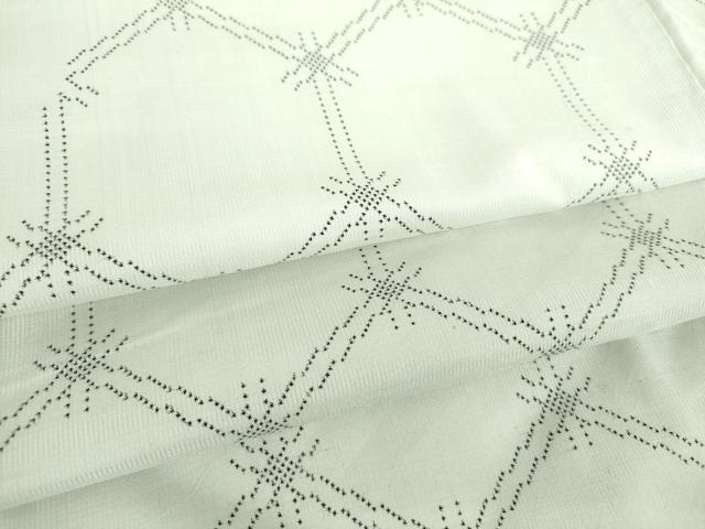 平和屋着物●本場大島紬　白大島　7マルキ　亀甲文様　正絹　逸品　DABD1415ps