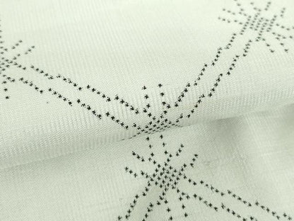 平和屋着物●本場大島紬　白大島　7マルキ　亀甲文様　正絹　逸品　DABD1415ps