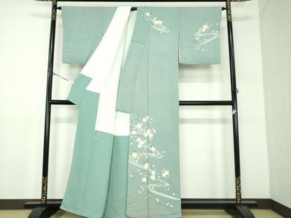平和屋着物●訪問着　駒刺繍　流水枝垂れ桜　鬼しぼ縮緬　金彩　正絹　逸品　DABD1419ps