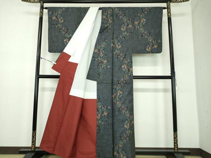 平和屋着物●本場大島紬　9マルキ　舞蝶花文　正絹　逸品　DABD1444ps