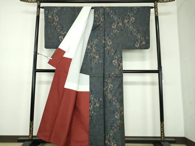 平和屋着物●本場大島紬　9マルキ　舞蝶花文　正絹　逸品　DABD1444ps