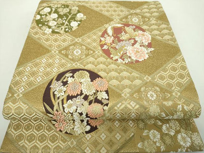 平和屋着物●六通柄袋帯　唐織　舞蝶花丸文　金糸　鈴乃屋扱い　正絹　逸品　DABD1528ps