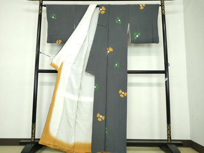 平和屋着物●上質な小紋　絞り　福良雀　金彩　正絹　逸品　DABD1586ps