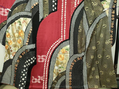 平和屋着物●豪華振袖　駒刺繍　絞り　吉祥花文　金彩　正絹　逸品　DABD1590ps