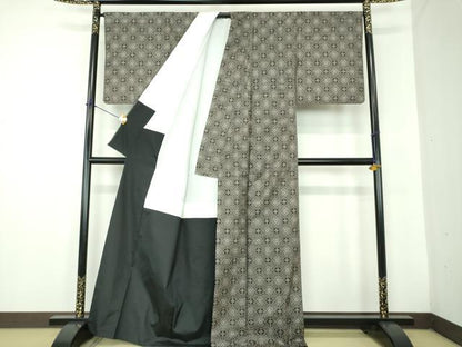 平和屋着物●本場大島紬　龍郷絣　花菱文　正絹　逸品　DABD1646ps