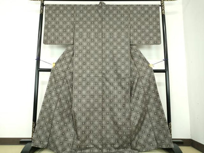 平和屋着物●本場大島紬　龍郷絣　花菱文　正絹　逸品　DABD1646ps