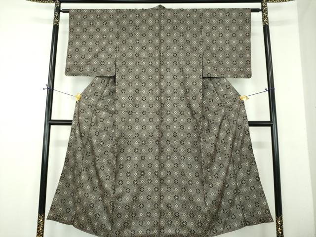 平和屋着物●本場大島紬　龍郷絣　菱文　正絹　逸品　DABD1654ps