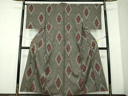 平和屋着物●本場大島紬　龍郷絣　花菱文　正絹　逸品　DABD1655ps