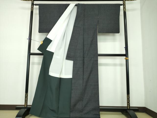 平和屋着物●本場結城紬　重要無形文化財　100亀甲　花菱文　反端付き　正絹　逸品　DABD1661ps