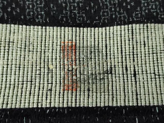 平和屋着物●本場結城紬　重要無形文化財　100亀甲　花菱文　反端付き　正絹　逸品　DABD1661ps