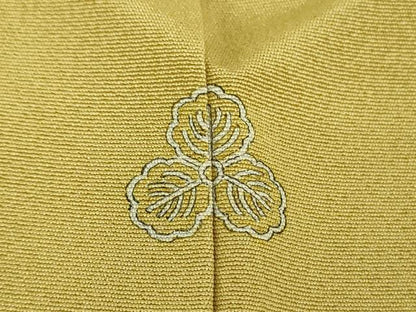 平和屋着物●京都の和装業の老舗一門　千切屋治兵衛　訪問着　駒刺繍　総刺繍　秋草文　金彩　反端付き　正絹　逸品　DABD1698ps
