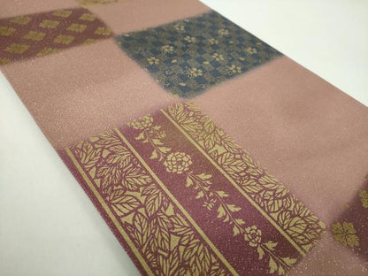 平和屋着物●全通柄袋帯　市松花文　金彩　金通し地　正絹　逸品　未使用　DABD1810ps