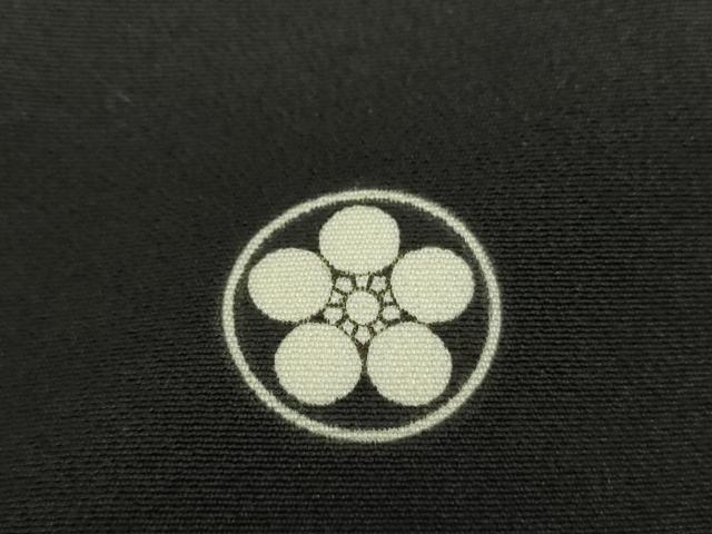 平和屋着物●豪華黒留袖　友禅　作家物　草花文　正絹　逸品　DABD1841ps