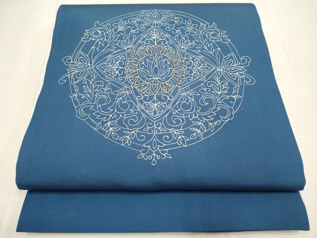 平和屋着物●塩瀬　九寸開き名古屋帯　駒刺繍　花唐草丸文　正絹　逸品　DABD2085du
