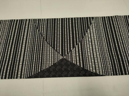 平和屋着物●本場筑前博多織 八寸名古屋帯 幾何学文様 黒地 正絹 逸品 DABD2089du