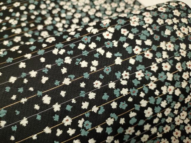 平和屋着物●本場筑前博多織 八寸名古屋帯 小花柄 黒地 金糸 松装織物謹製 証紙付き 正絹 逸品 未使用 DABD2132du