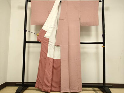 平和屋着物■上質な色無地 芝草地紋 蘇芳香色 高島屋扱い 正絹 逸品 DABD2300du