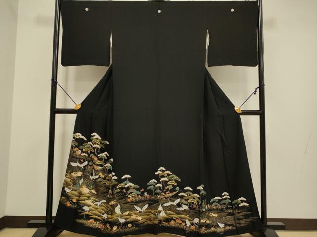 平和屋着物■豪華黒留袖　駒刺繍　宝尽くし飛鶴松文　金彩　正絹　逸品　DABD2373du