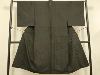 平和屋着物■男性　黒紋付　紬地　正絹　逸品　DABD2504du