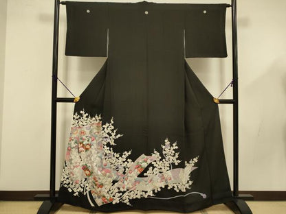 平和屋着物■豪華黒留袖　駒刺繍　几帳宝尽くし花文　銀彩　正絹　逸品　DABD2515du