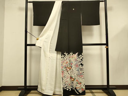 平和屋着物■豪華黒留袖　駒刺繍　几帳宝尽くし花文　銀彩　正絹　逸品　DABD2515du