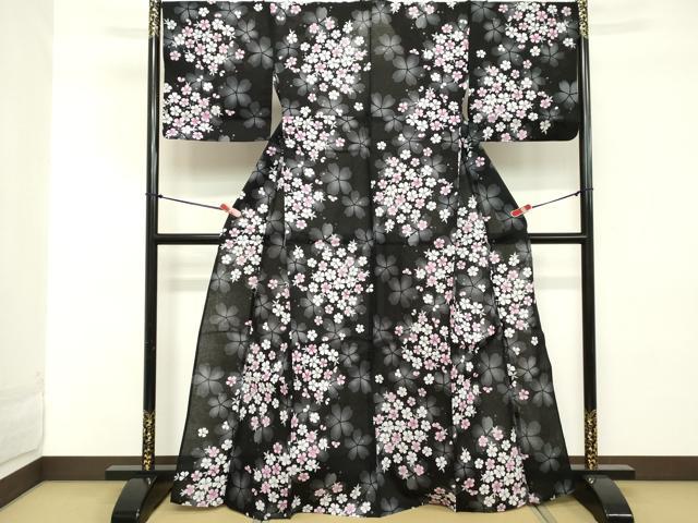 平和屋着物∴夏物　浴衣　綿紅梅　舞桜文　黒地　銀彩　綿　逸品　DABD2616cd 平和屋着物∴夏物 浴衣 綿紅梅 舞桜文 黒地 銀彩 綿 逸品