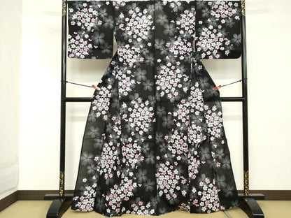 平和屋着物∴夏物 浴衣 綿紅梅 舞桜文 黒地 銀彩 綿 逸品 DABD2616cd