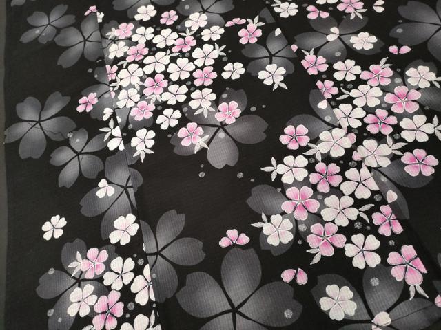 平和屋着物∴夏物　浴衣　綿紅梅　舞桜文　黒地　銀彩　綿　逸品　DABD2616cd 平和屋着物∴夏物 浴衣 綿紅梅 舞桜文 黒地 銀彩 綿 逸品
