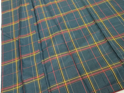 平和屋着物■本場縞大島紬 格子 正絹 逸品 DABD2934cd