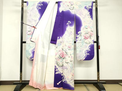 平和屋着物■豪華振袖　駒刺繍　草花文　暈し染め　銀彩　正絹　逸品　DABD2994cd