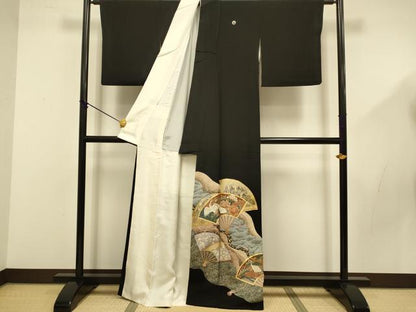 平和屋着物■豪華黒留袖　駒刺繍　扇面飛鶴花文　金彩　正絹　逸品　DABD6005du
