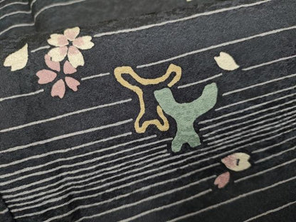 平和屋着物●大正の浮世絵師　竹久夢二　夢二ロマン　小紋　横段舞桜文　正絹　逸品　未使用　DABD6120du