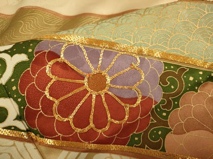 平和屋着物■豪華振袖　駒刺繍　吉祥花文　金彩　正絹　逸品　DABD6222du