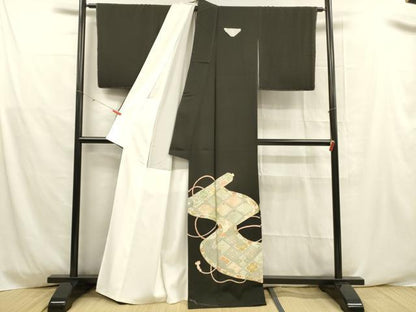 平和屋着物■豪華黒留袖 駒刺繍 流水松葉花文 金彩 正絹 逸品 DABD6621cm